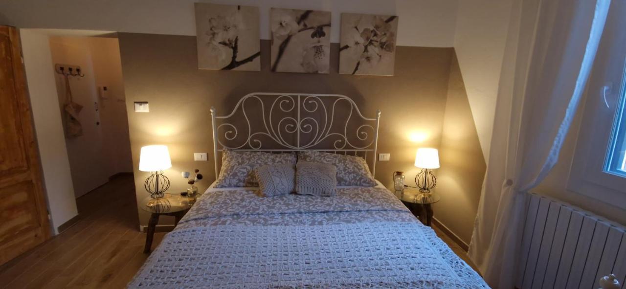 Вілла Minimal Chic House Fast Wi-Fi, Private Garden & Free Parking Болонья Екстер'єр фото